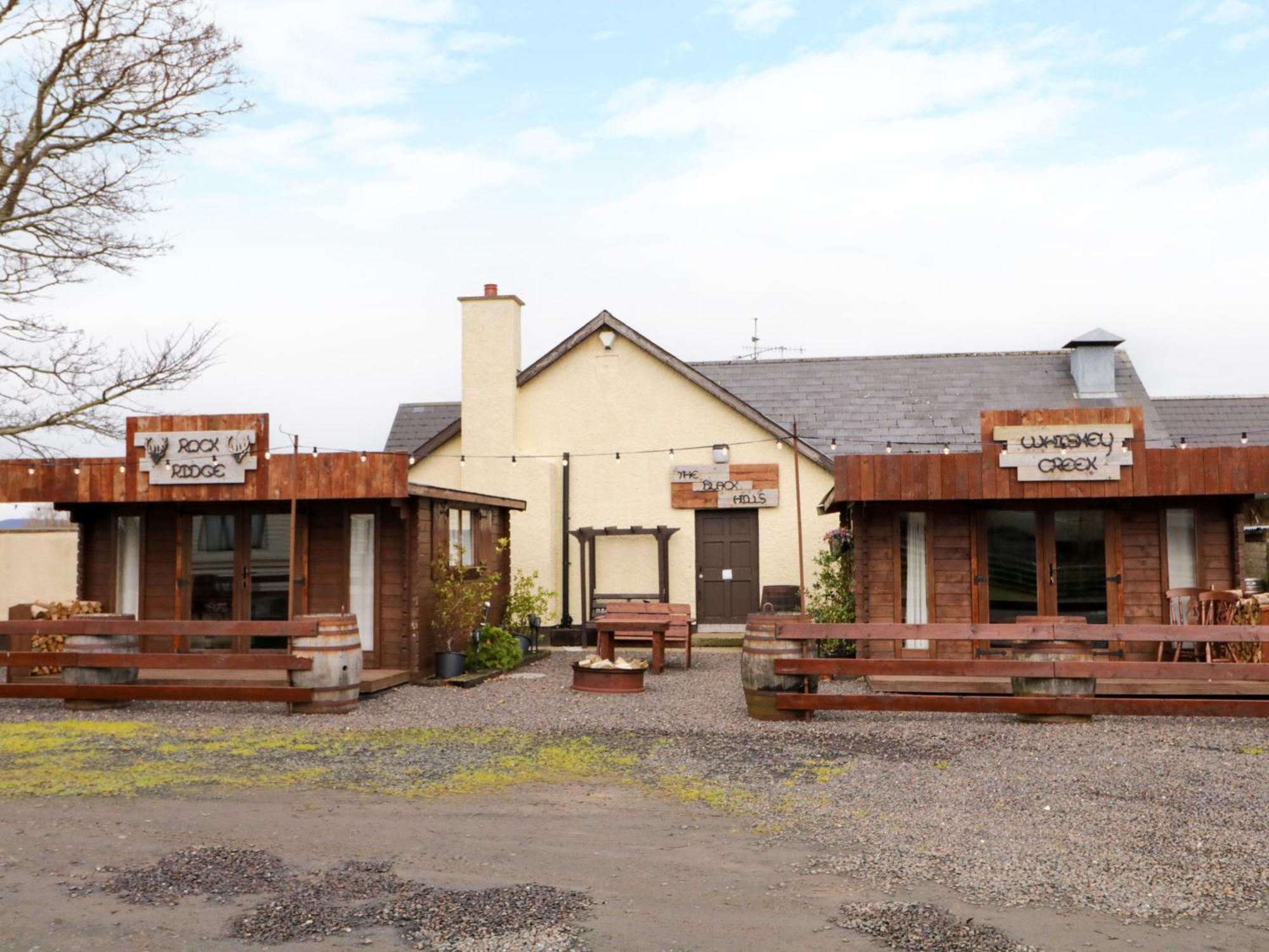 Apache Falls Lodge Limavady Exterior foto