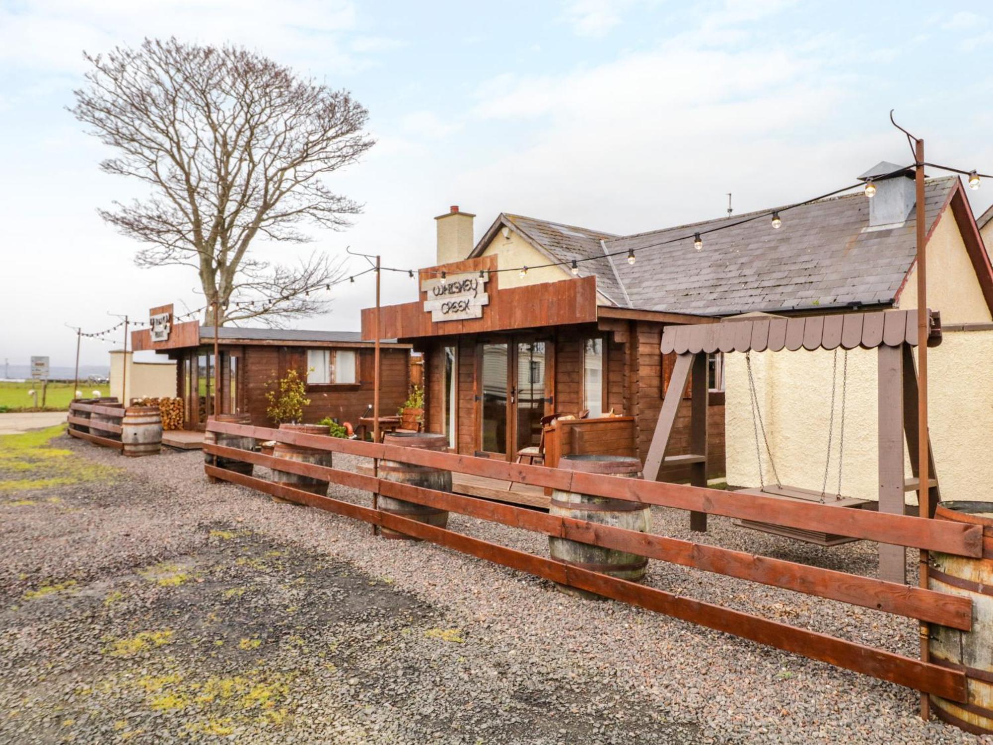 Apache Falls Lodge Limavady Exterior foto